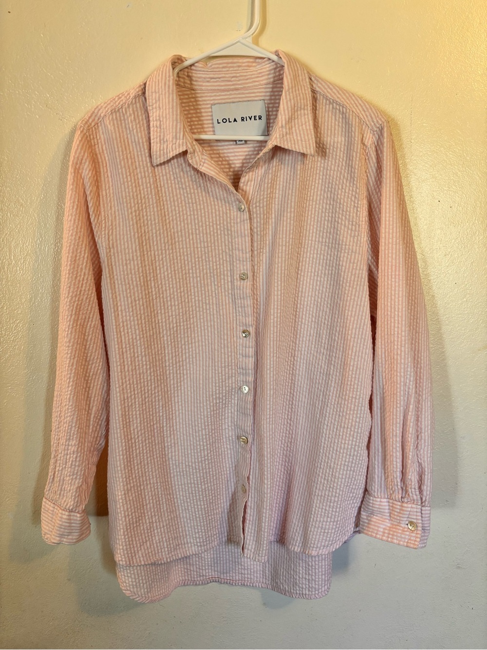 Women’s Light Pink Seersucker Button-Up Shirt